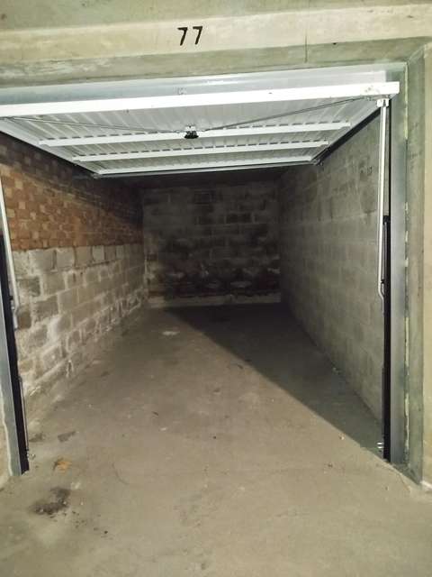 Garage de 13m² à louer à Dunkerque