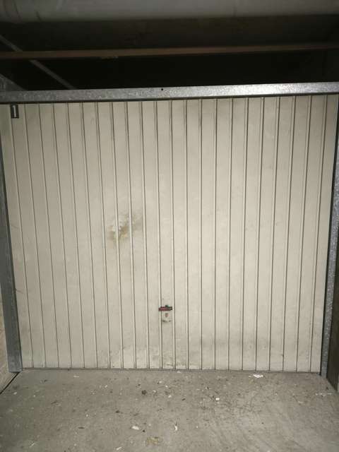 Garage sécurisé à Pau