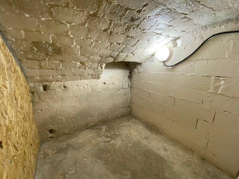 CAVE RUE DES VINAIGRIERS, PARIS XXXXXXX m2