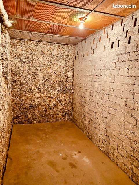 Cave 8m2