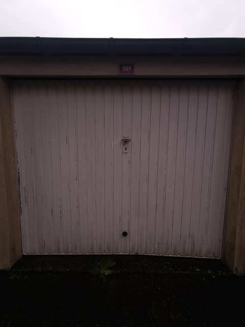 Garage/Box à Orléans stockage ou stationnement