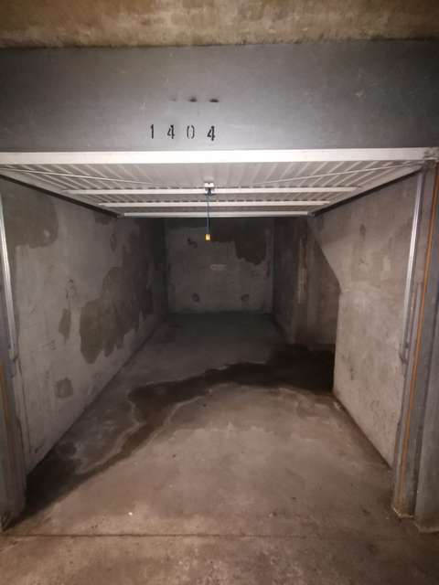 Garage/Box sécurisé à louer à Orléans