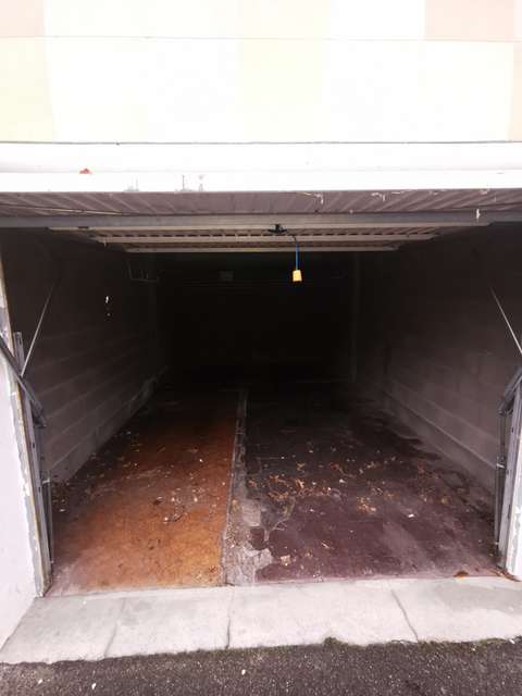 Garage fermé à Orléans Sud