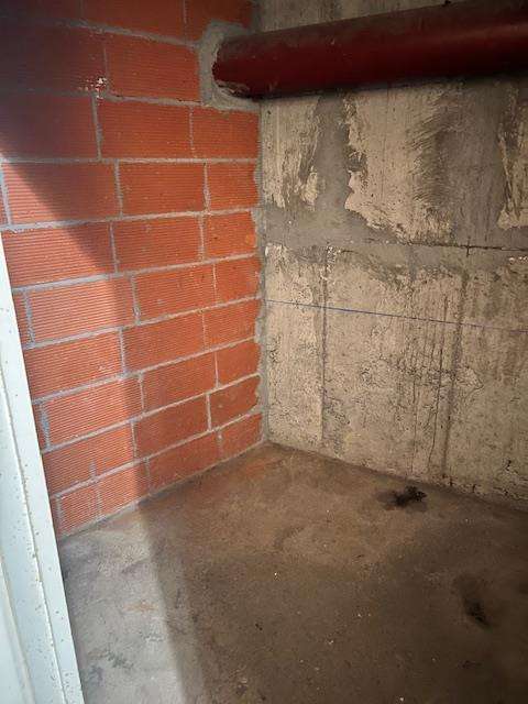 CAVE EN SOUS-SOL SECURISEE
