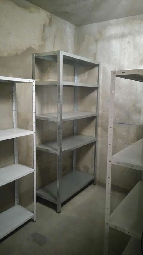 Box de stockage - accès par ascenseur
