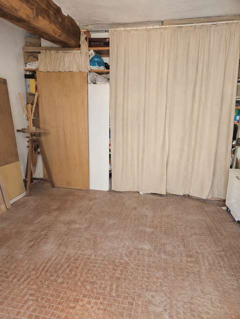 Local stockage meubles objets 12m2+-