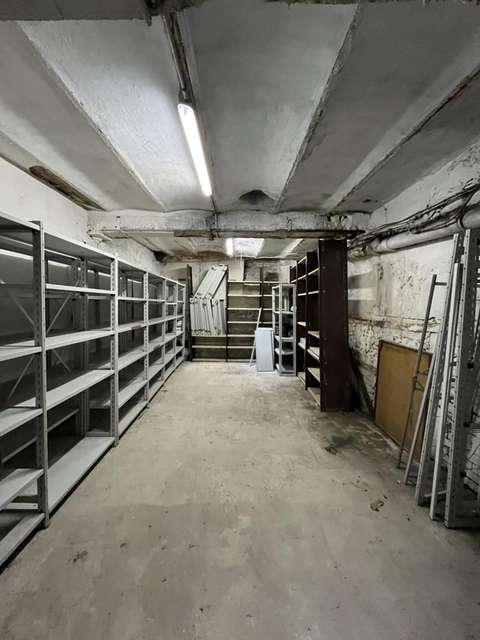 Grande cave métro - Rue blanche