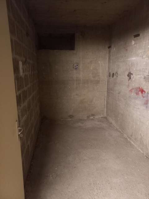 cave de 8m2 volume 18 m3