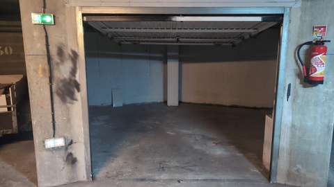Box de 26 M2 à louer dans résidence