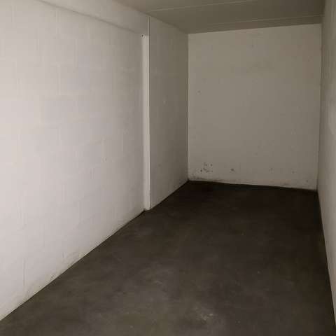 Location cave 7 M2 sur Paris 19eme