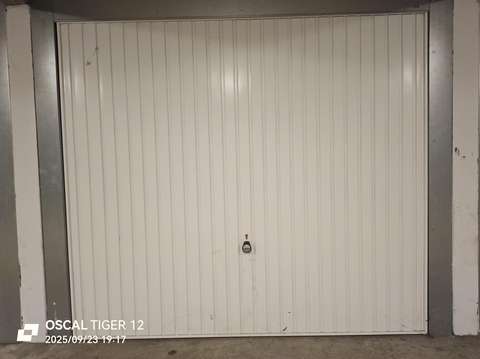 Garage/ Box - 13m² - Bourg-en-Bresse