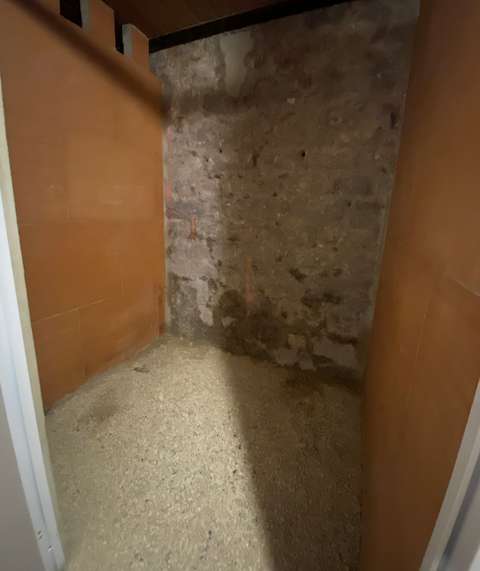 Cave saine - Paris 18 - 6m2