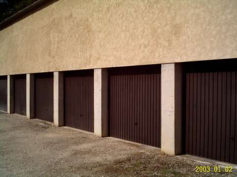 Location Garage pour VOITURE OU stockage