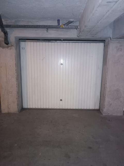 INTRA - Box à louer à Toulouse