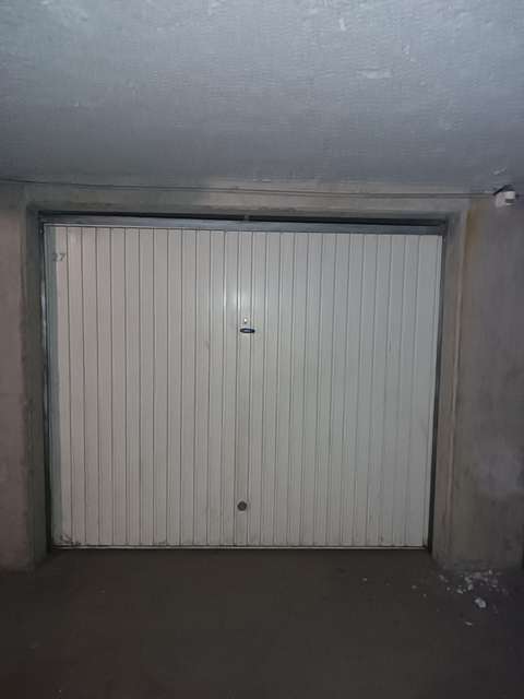 INTRA - Box à louer à Toulouse