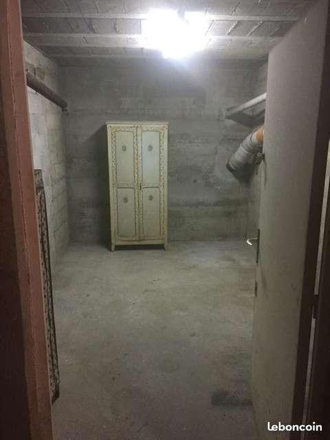 cave bétonnée rue Gauthey XXXXX