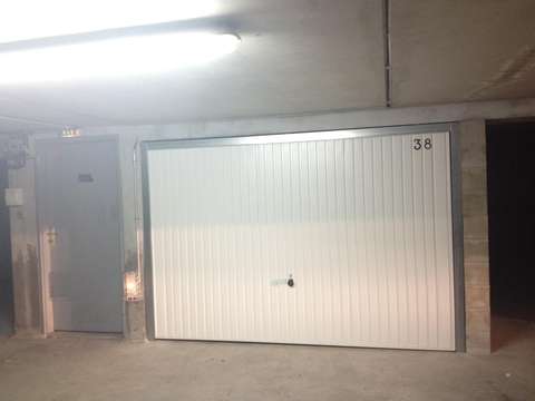 BOX de 15,50 m2 environ à Bussy Saint