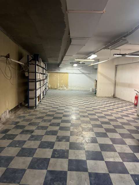 Caves - 60 m2 - Paris 9e