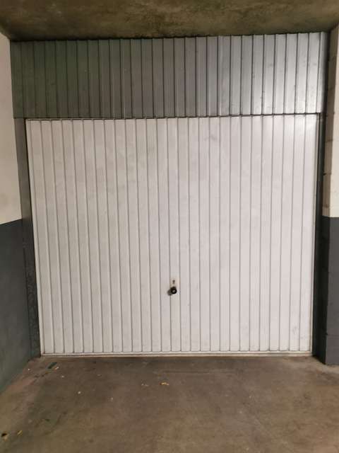 Garage Box Orléans 12m²