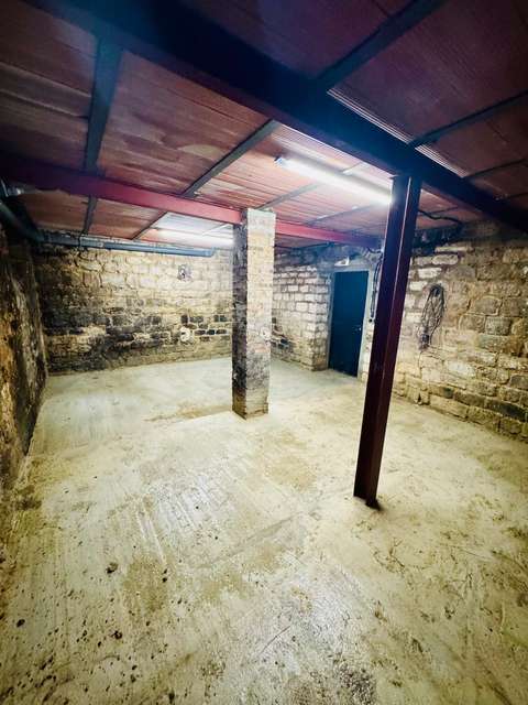 Espace de Stockage de 32m2 a 2 pas