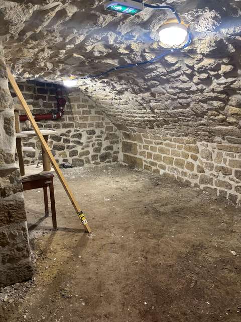 Cave – 40m2 - Paris 2ème – Réaumur-Sebastopol