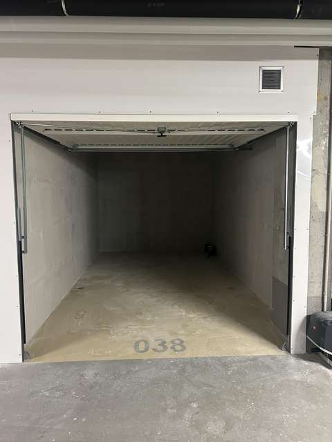 Box de stockage - 12 m² - centre-ville