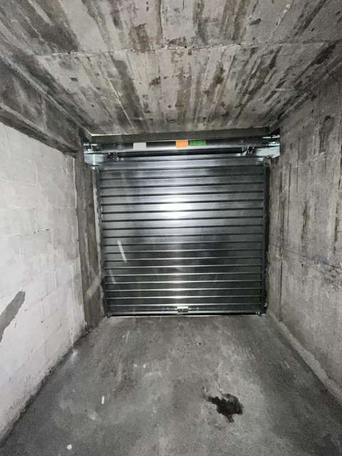 Box de stockage sécurisé 13 m2