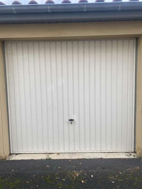 Garage/ Box 17m² Orcet