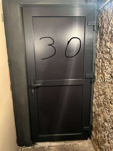 Cave 6m2 - 21 rue Lantiez - Paris