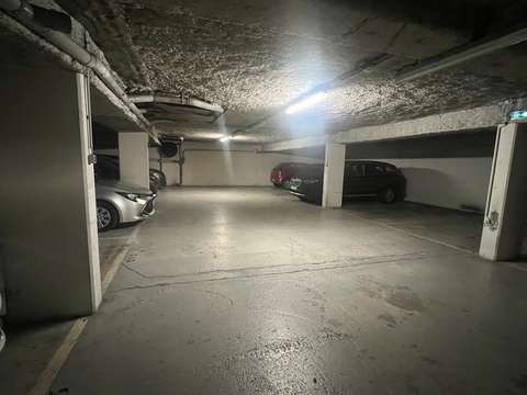 Emplacement de stationnement de 12m2 – rue Damrémont