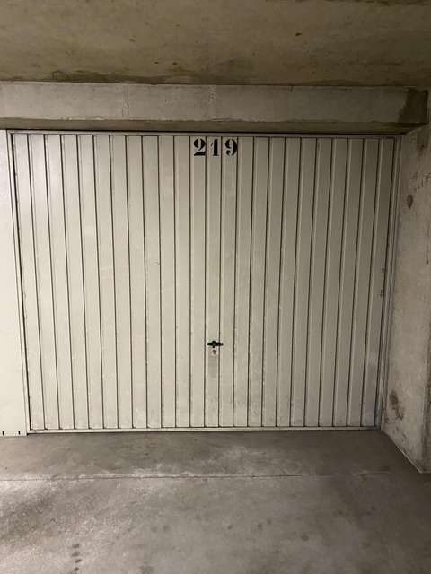 Garage/Box 18m² à Royat