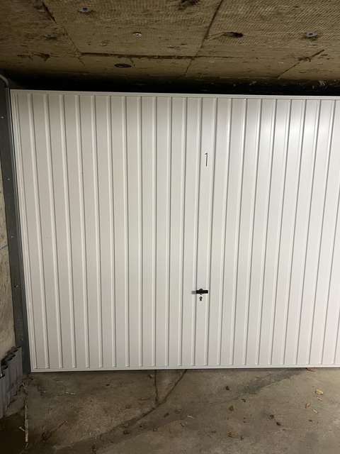 Garage/Box 13m² à Acigné