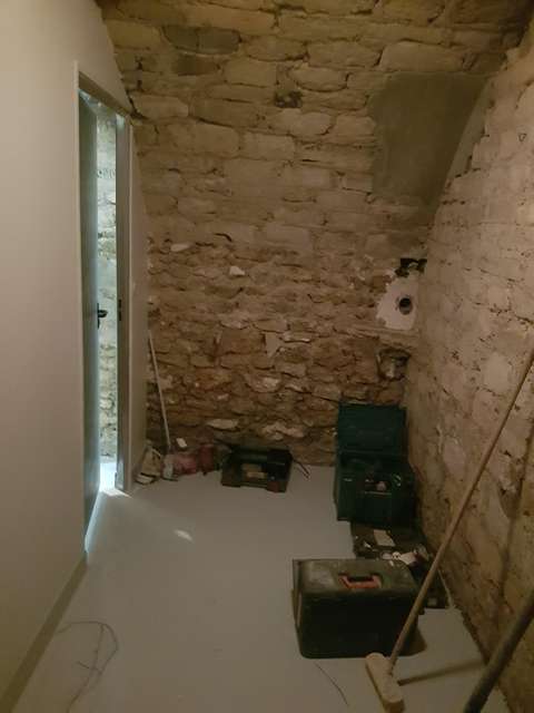 Particulier loue cave de 6m²