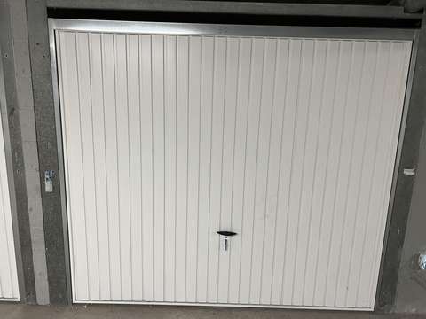 Garage/box 13m² à Fougères