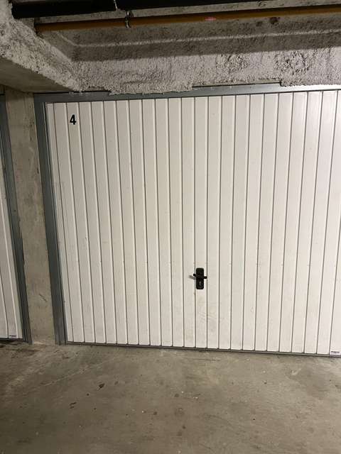 Garage/box 14m² à Acigné