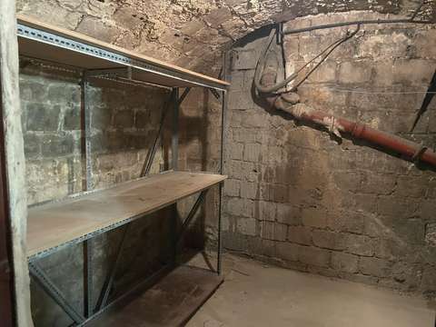 Cave saine pour stockage - Paris 9 -