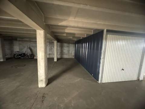 PLACE DE PARKING FERMEE DANS RESIDENCE SECURISEE PROCHE