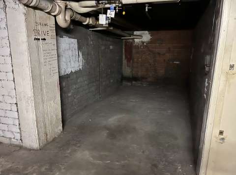 Emplacement de stationnement - Avenue Claude Vellefaux Paris