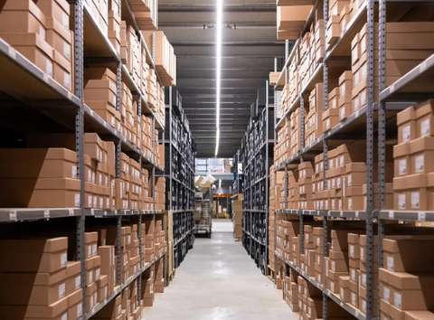 stockage sécurisé - 20m2- Proche de Lyon