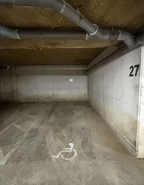 Parking - 13m² - Hyères