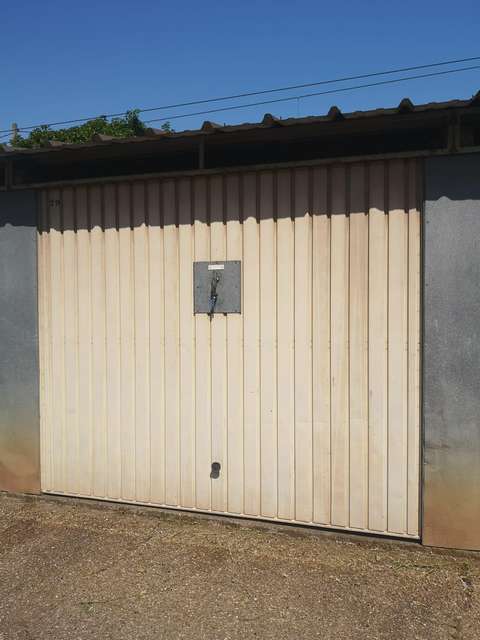 Garage/Box - 13m² à Nîmes