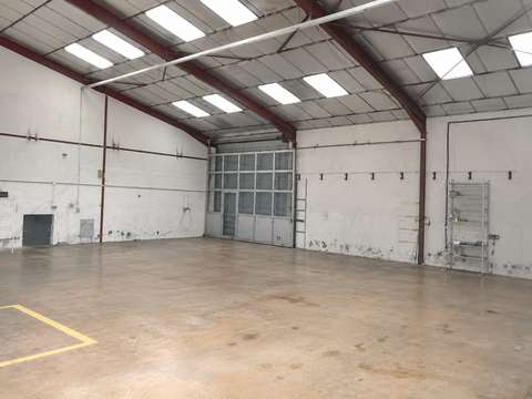 Locaux, box, jusqu'à 300m2