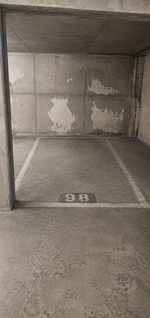 Parking - 13m² à Toulon