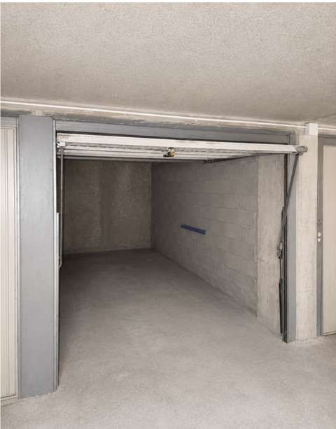 Garage fermé sécurisé à louer – Lyon 7