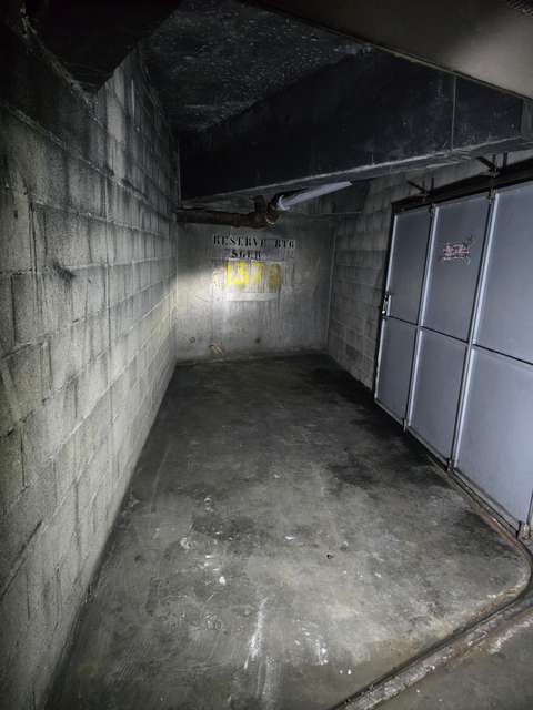 LOCATION BOX FERMÉ – SÉCURISÉ – BAGNOLET (proche