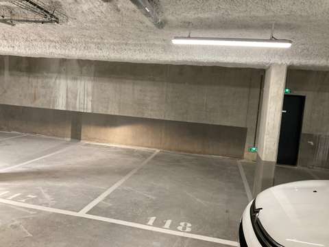 Place de Parking 1er sous-sol immeuble neuf Centre-bourg