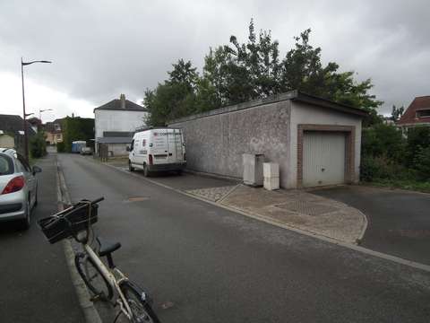garage de stockage ou voiture