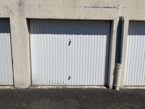 Garage/Box - 15m² à Bourges