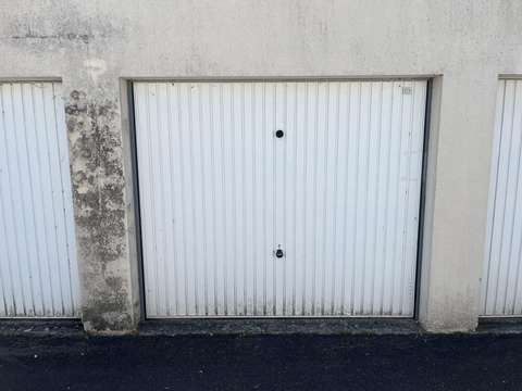 Garage/Box - 15m² à Bourges