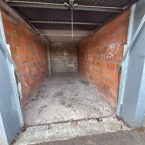 Garage moto/Box - 9,80m² à Limoges